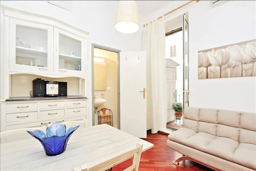 Цены на Cozy Halldis Apartment With Balcony в Риме