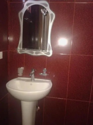 Guest House Nakaidze — отель с удобствами в Кобулети