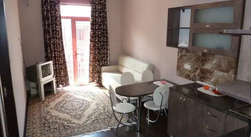 Galaxy Apartments 1 — отель в Батуми, Грузия
