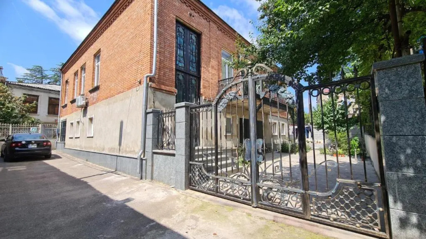 Guest House Panda — отель в Кутаиси, Грузия