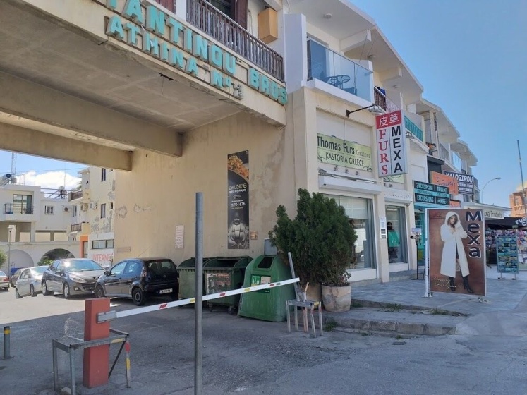 777 Beach Guesthouse 2 — отель в Пафос, Кипр