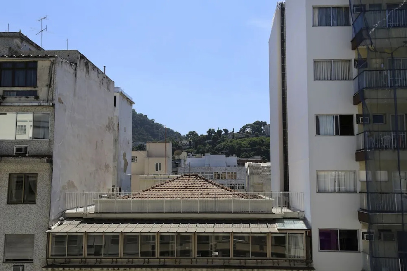 Rio Rentals 021 - C070 - Studio de luxo na quadra da praia de Copacabana 3 — отель в Рио, Бразилия