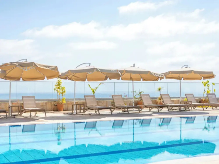 Sanders Florida - Intimate 1-bdr Apt w Sea View — комфортный отель в Айя-Напа