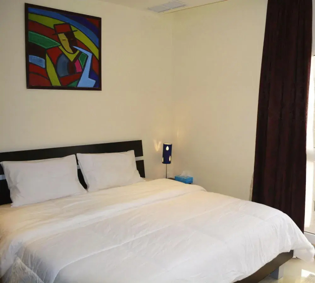 Leaders Plaza Hotel - Hotel in Mahboula - Photo 3