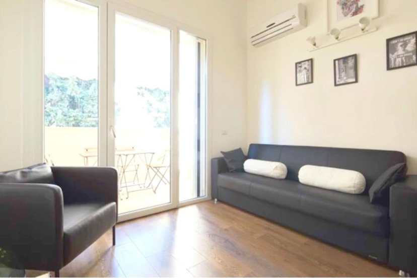 2 bedrooms appartement with furnished balcony and wifi at Firenze — отель с удобным расположением в Флоренции