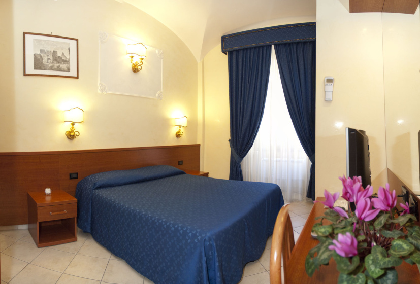 Arco Romano Rooms — забронировать отель в Риме