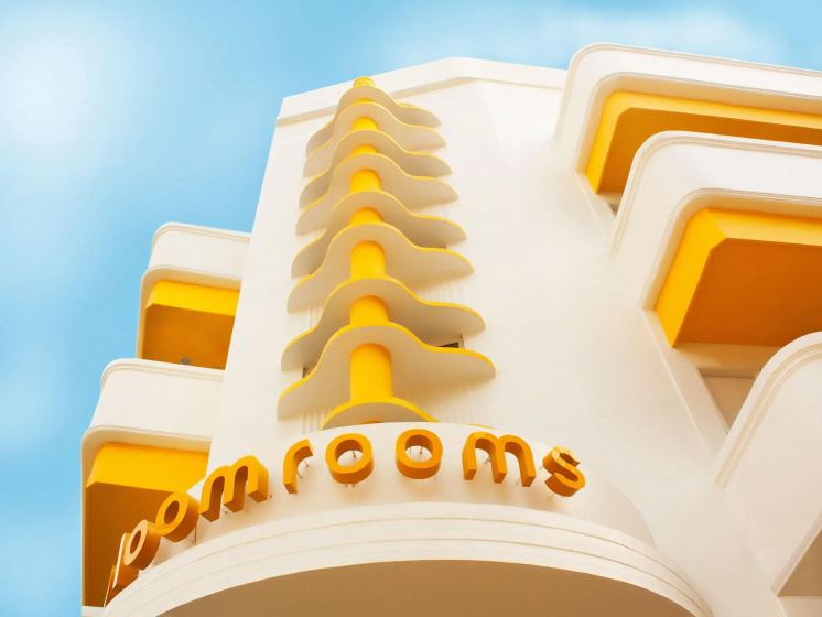 Сравните цены на Bloomrooms @ New Delhi Railway Station в Дели