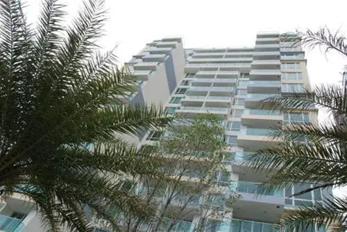 Цены на The View Pratamnak в Паттайе