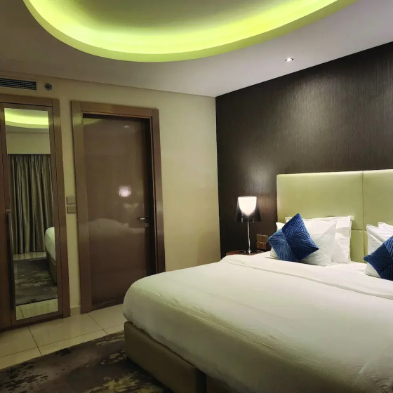 Quill Residence One Bedroom Apartment Burj Khalifa View — отель с удобствами в Дубае