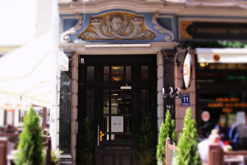 Цены на St.Roland Livu Square в риге