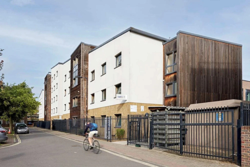 Student Only Bernard Myers House — отзывы гостей и цены