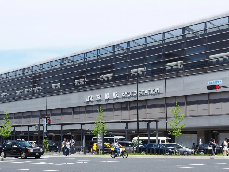 Guest House One More Heart at Kyoto Station South 5 — отель с удобствами в Киото