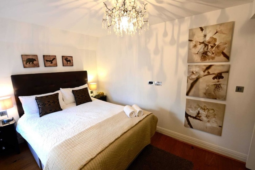 New Luxury 3bed/2bath Apartment - Covent Garden!! — отель с удобствами в Лондоне
