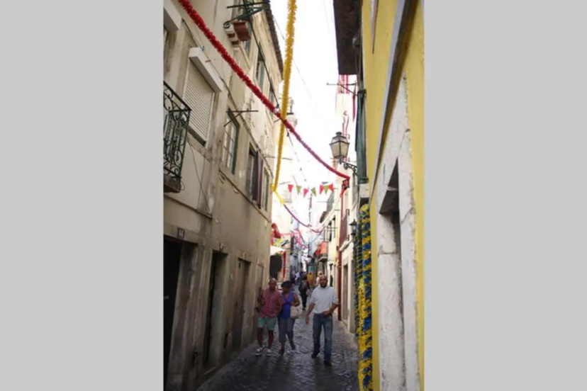 Sweet Alfama II, Apartment — отель в Лиссабоне, Португалия