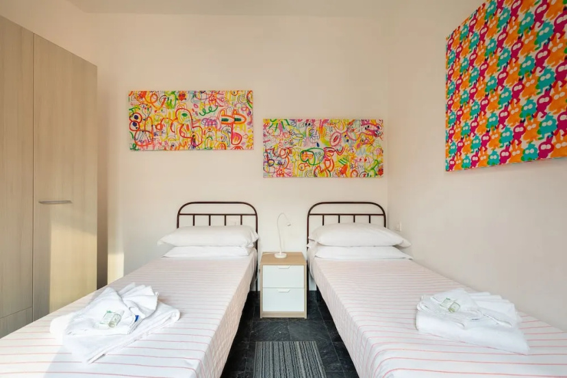 Wonder Two BR Apartment with Terrace — отель с удобствами в Риме
