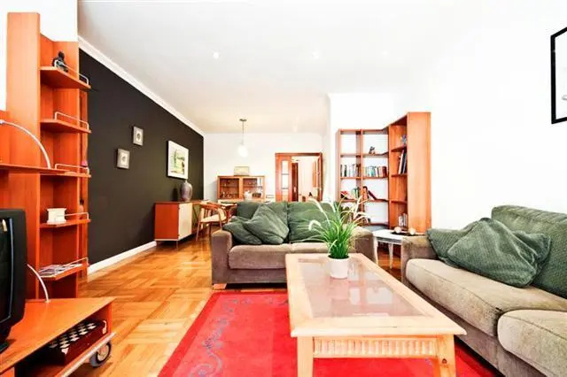 Apartcelona Diagonal — отель с удобным расположением в Барселоне