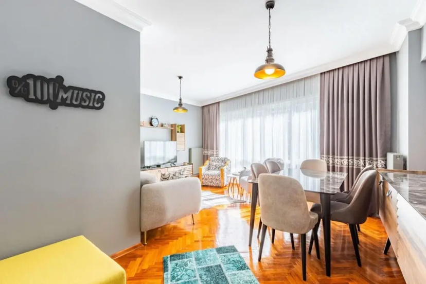 Stylish Flat Near Popular Attractions in Moda — отзывы гостей и цены
