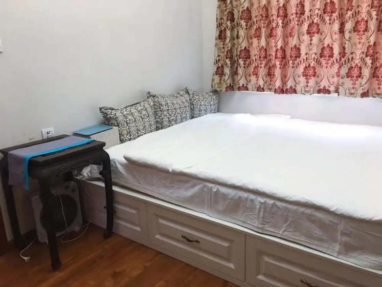 A House with Tea Fragrance — отель с удобствами в Чэнду