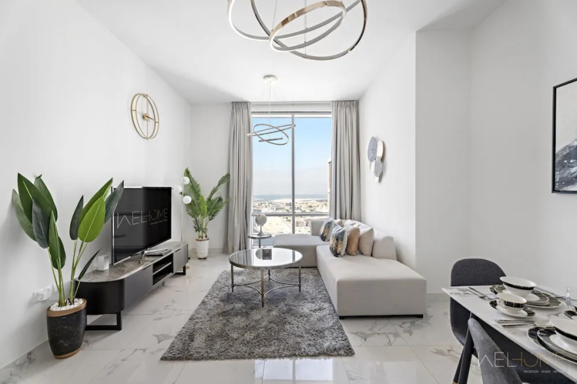 WelHome - Cozy 1BR Apt. in Al Habtoor City Partial Sea View — отзывы гостей и цены