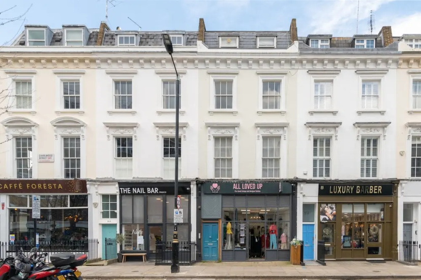 Lovely Pimlico Home — забронировать отель в Лондоне