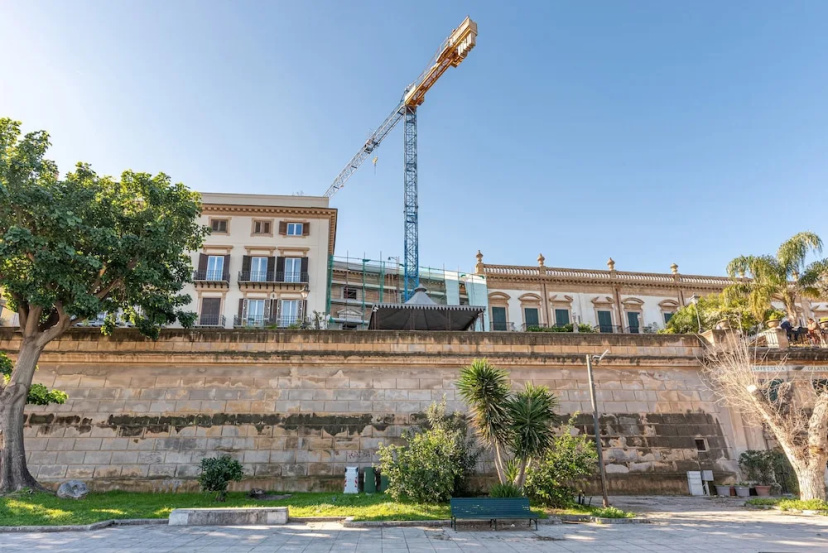 La Casa al Foro con Vista Mare by Wonderful Italy — отель с удобным расположением в Палермо