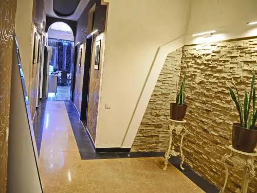Golden Point Apartments — отель в Тбилиси, Грузия