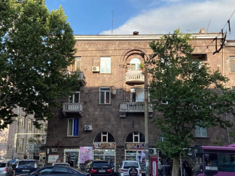 City Center Studio - Yerevan — отель с удобствами в Ереван