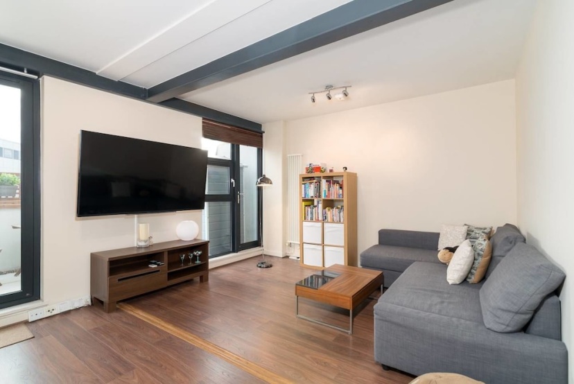 Beautiful Modern 2 bed Apartment — отзывы гостей и цены