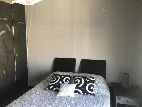 Loft Apartment,heart of Athens — отель с удобным расположением в Афины