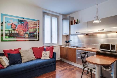 Cozy Apartment In Colonne Di San Lorenzo Area — отель с удобствами в Милане