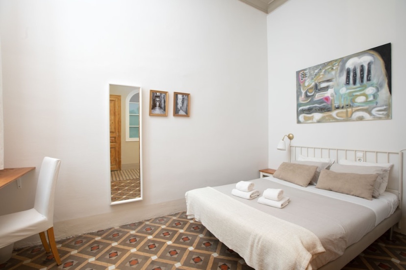 Цены на Casanova Guest House в Барселоне