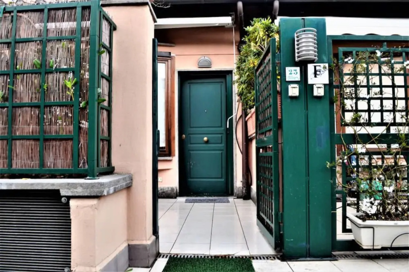 Allegra's Apartments — комфортный отель в Риме
