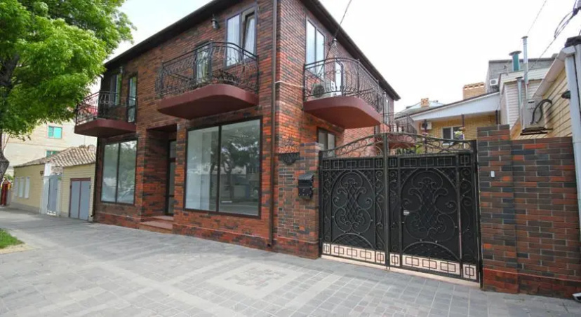 Guest House "At Irina" — отель с удобствами в Анапе