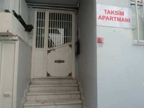Taksim Studio — забронировать отель в Стамбуле