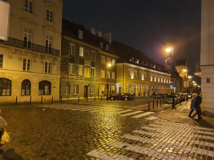 RentOnline Kościelna Apartment Old Town — отель с удобствами в Варшаве