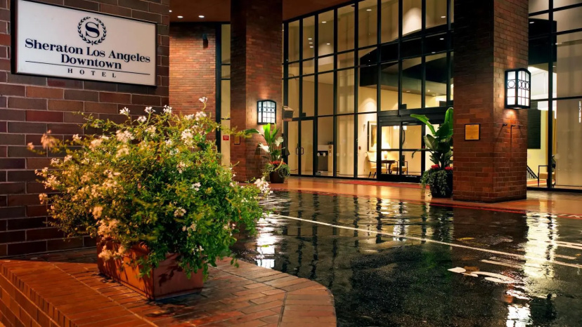 Sheraton Grand Los Angeles — комфортный отель в Лос-Анджелесе