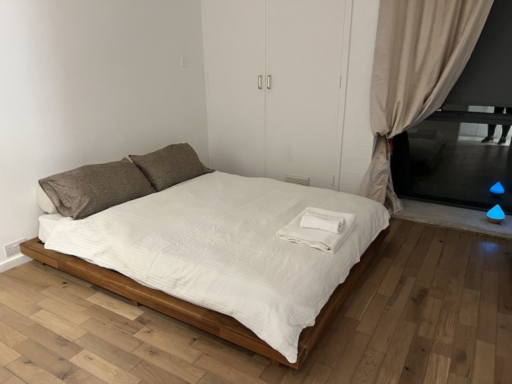 Цены на Charming Apartment Garden View в Лондоне
