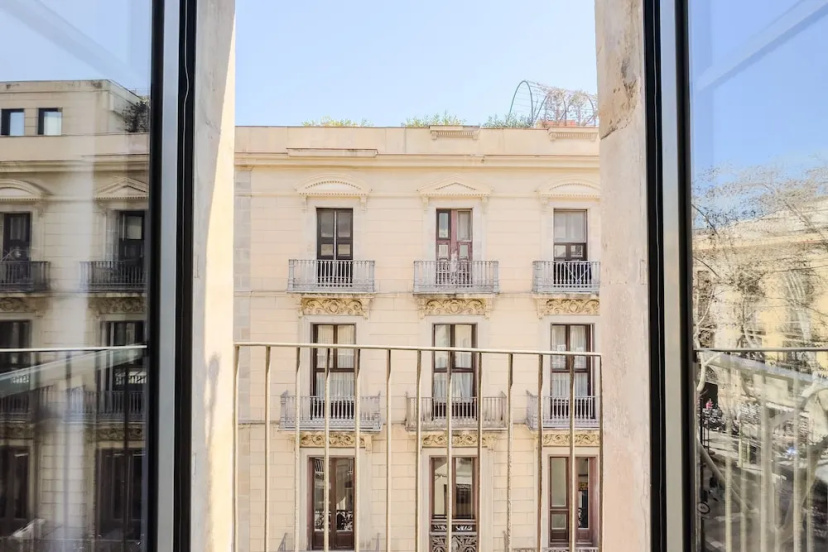 SmartRental Barcelona Ramblas Apartments — отель в Барселоне, Испания