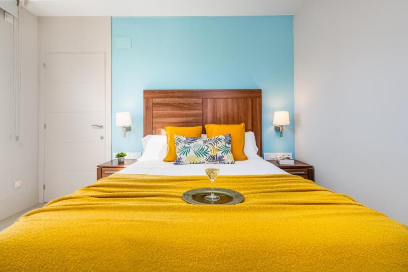 Kronos on the Beach suite 3 — отель с удобствами в Барселоне
