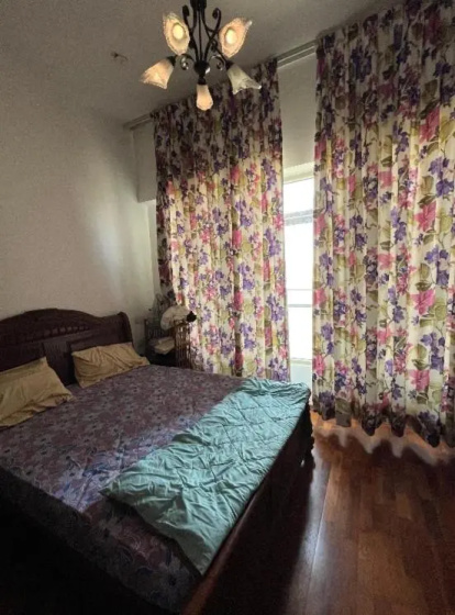 Private Bedroom in a Shared Apartment — отель в Мумбаи, Индия
