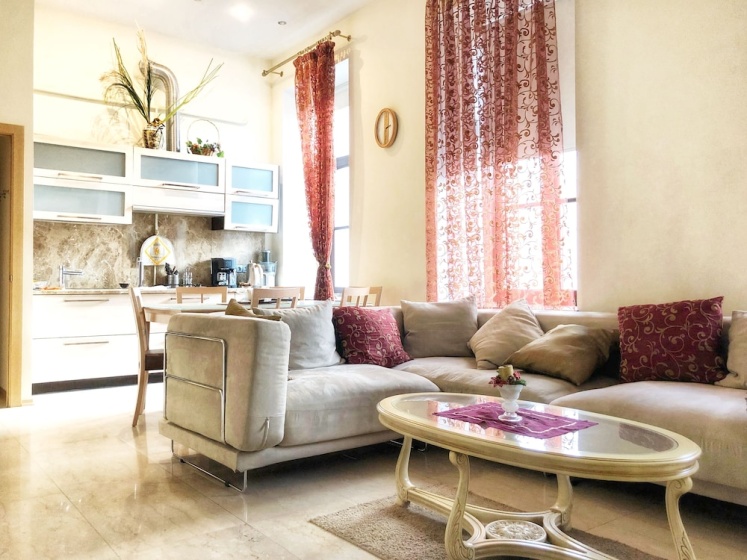 Hello Apartments Golden Triangle — отель с удобствами в Санкт-Петербурге
