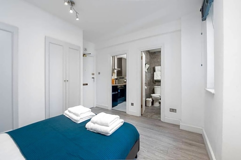 Apartment 327 by CAPITAL — комфортный отель в Лондоне