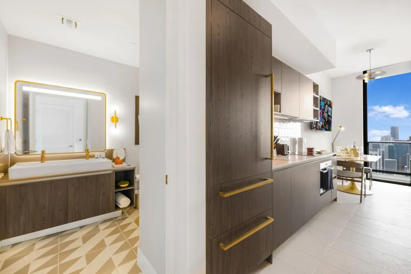 Studio with City Views in Downtown Miami — комфортный отель в Майами