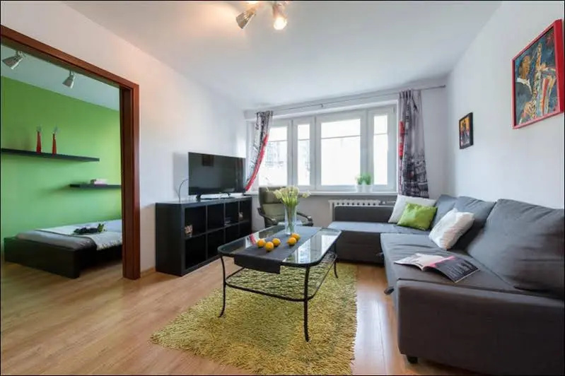 P&O Apartments Emilii Plater — отель с удобным расположением в Варшаве