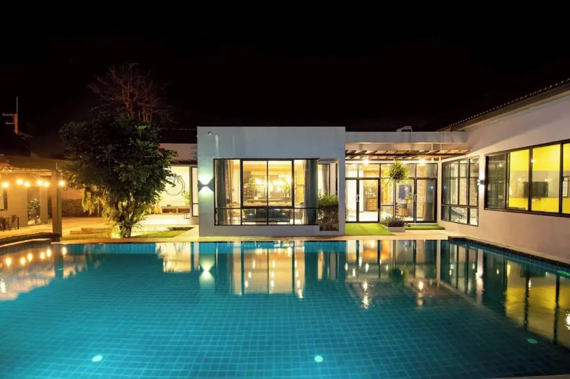 Penny - Farthing Pool Villa 2 — отель в Паттайе, Таиланд