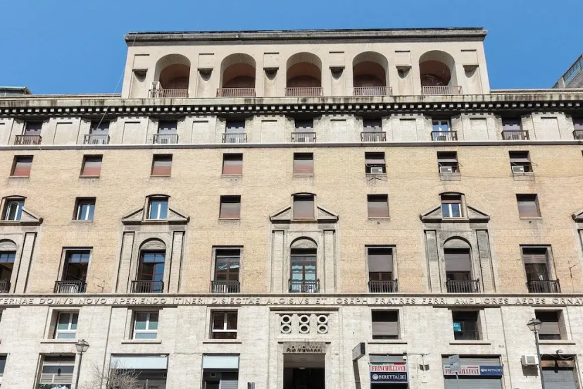 Prestigious Apartments Via Barberini — отель с удобным расположением в Риме