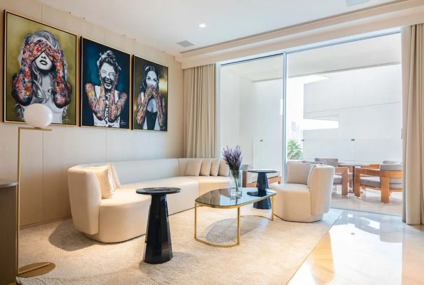 Maison Privee - Five Residence — комфортный отель в Дубае