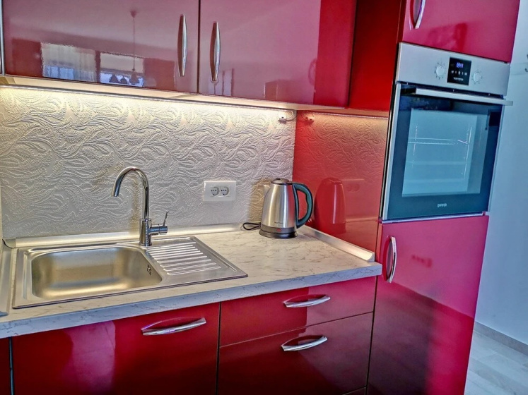 Rosemary One Bedroom Apartment -26 — отель с удобствами в Будва