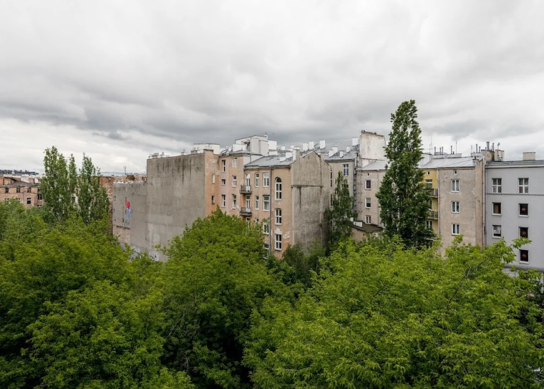 Metro Centrum Light Apartment — отель с удобствами в Варшаве