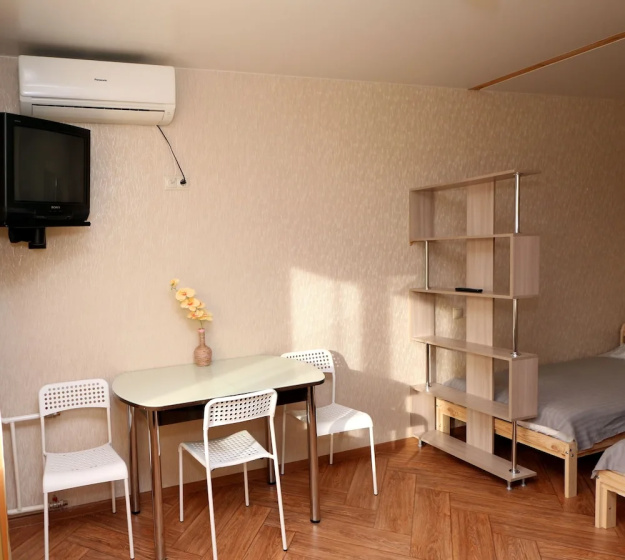 1-room Furnished Apartment With a Balcony in the Center of Ulyanovsk Daily — комфортный отель в Ульяновске